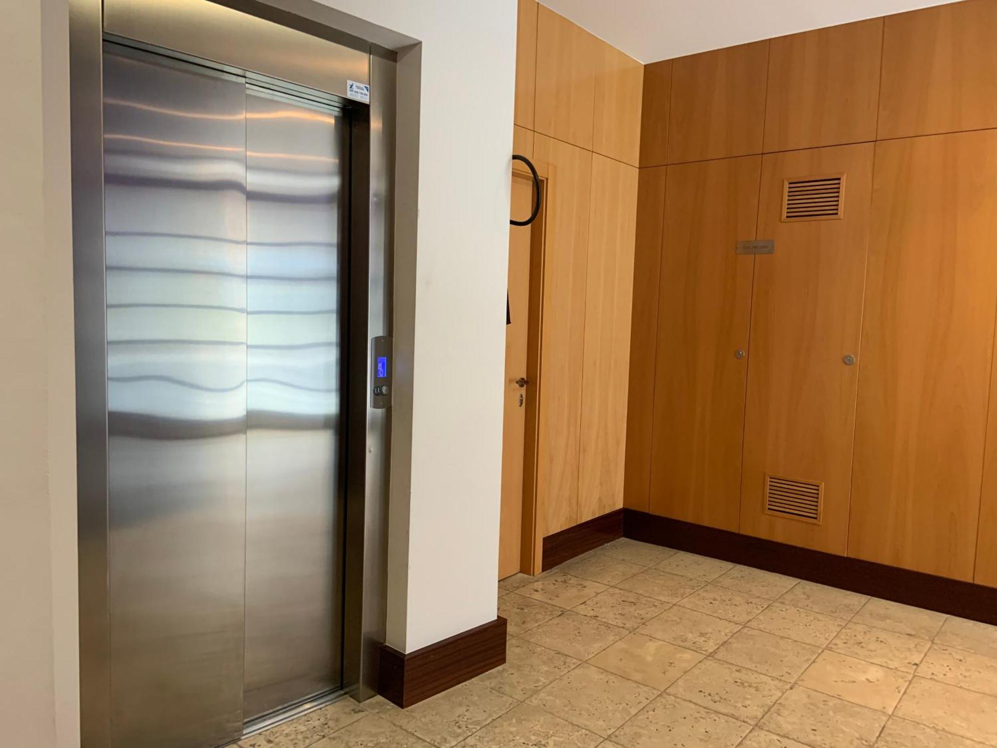 Forum Evolucion Residence Burgo エクステリア 写真